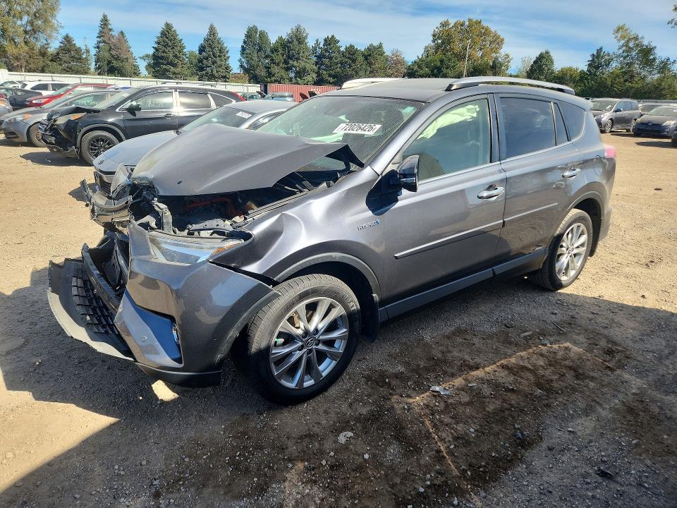 TOYOTA RAV4 HV 2017 с VIN JTMDJREV2HD074371 - Фото с аукциона