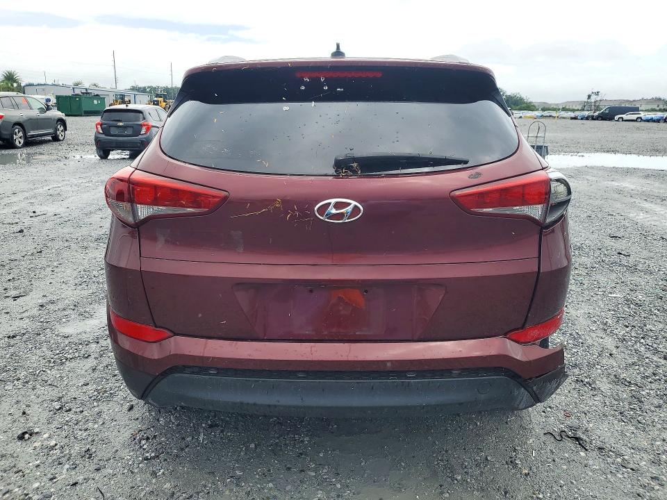 Снимка 6 от търг – 2016 HYUNDAI TUCSON с VIN KM8J33A47GU030531