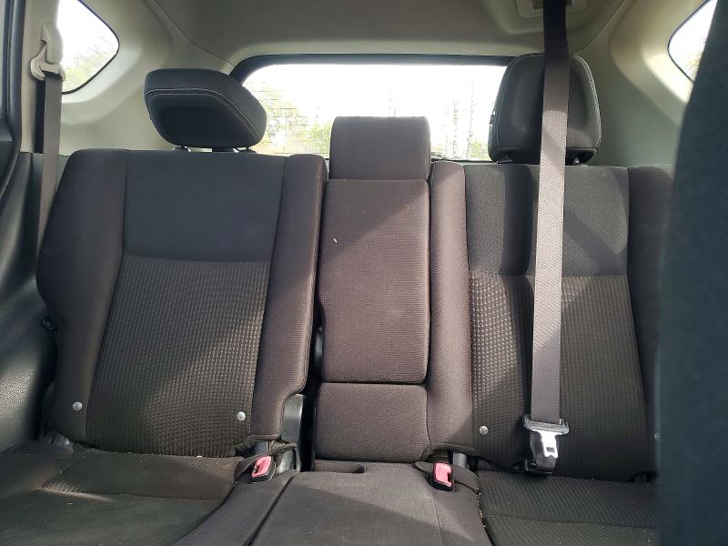 Photo 10 from auction – 2015 TOYOTA RAV4 with VIN JTMRFREV8FD114148