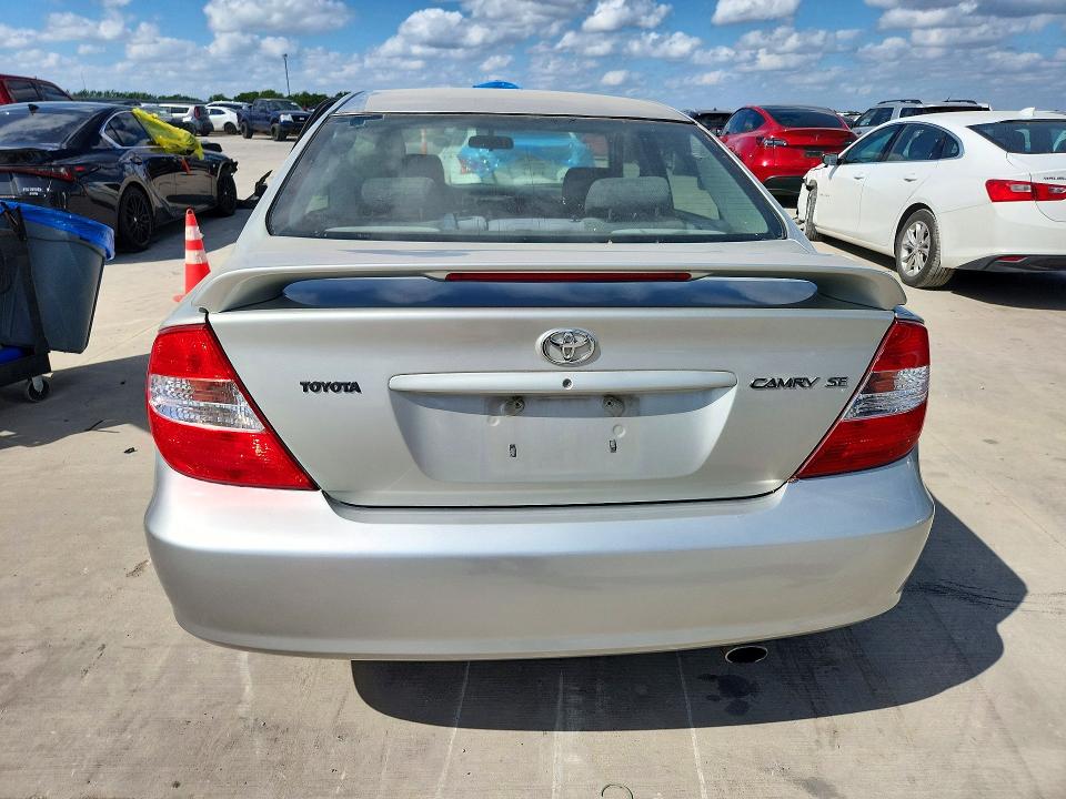 Photo 6 from auction – 2002 TOYOTA CAMRY with VIN 4T1BE30K72U079638