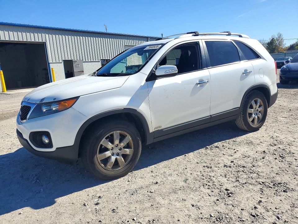 KIA SORENTO 2012 с VIN 5XYKTCA63CG233244 - Снимка от търг