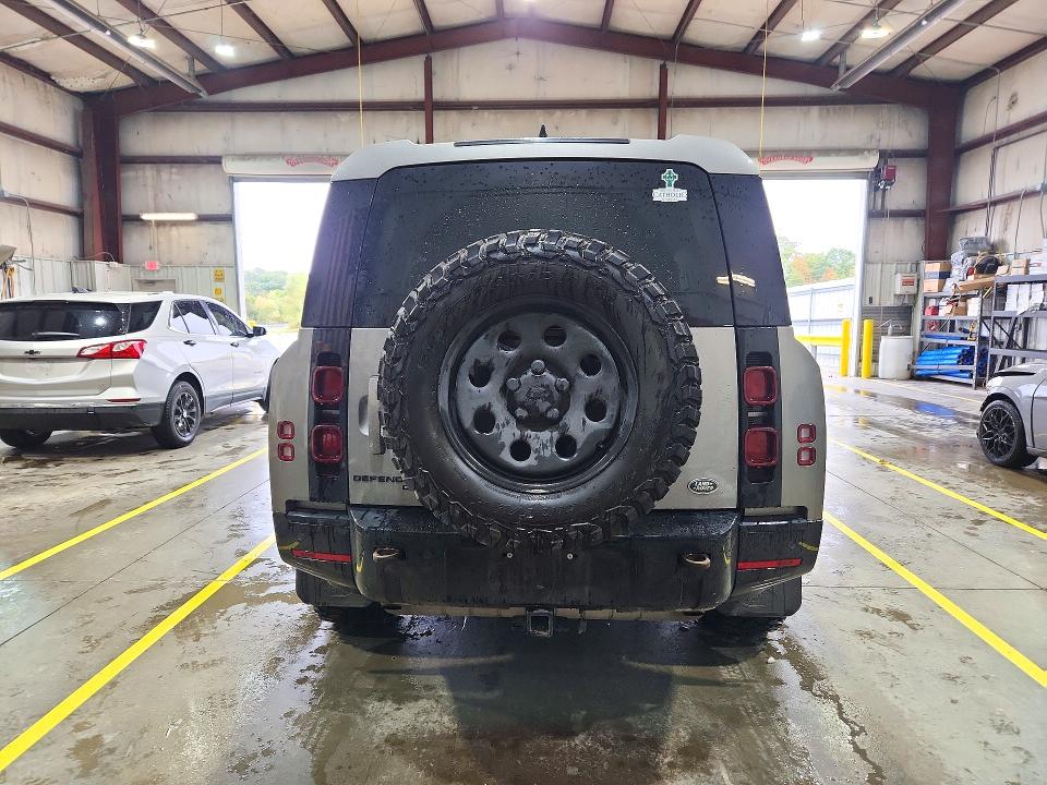 Снимка 6 от търг – 2023 LAND ROVER DEFENDER с VIN SALE2FEU7P2171107
