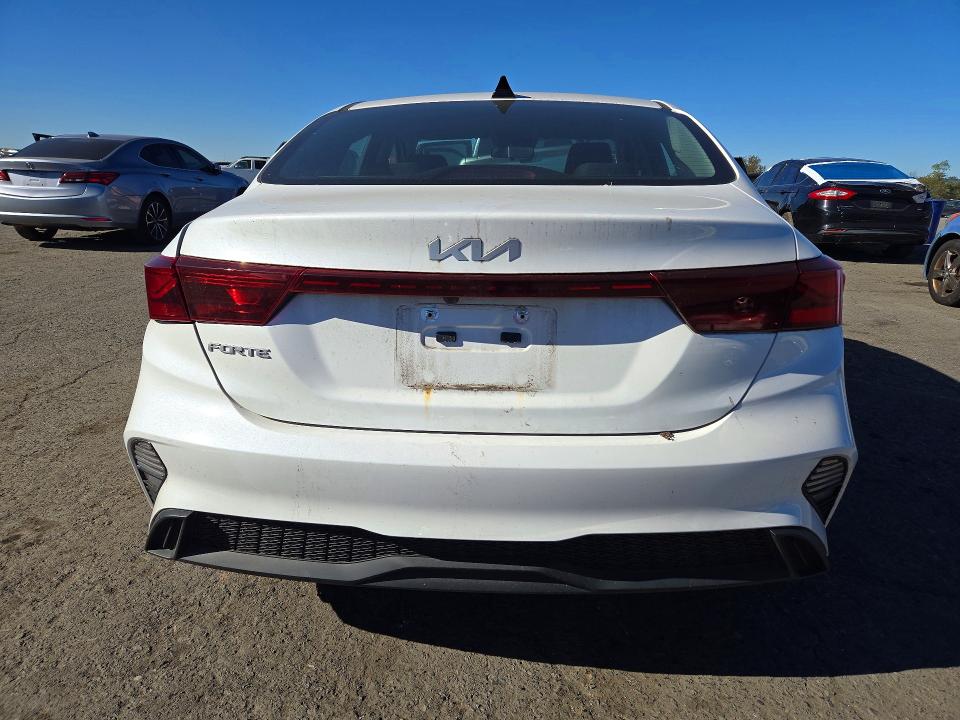 Снимка 6 от търг – 2022 KIA FORTE с VIN 3KPF24AD5NE458371