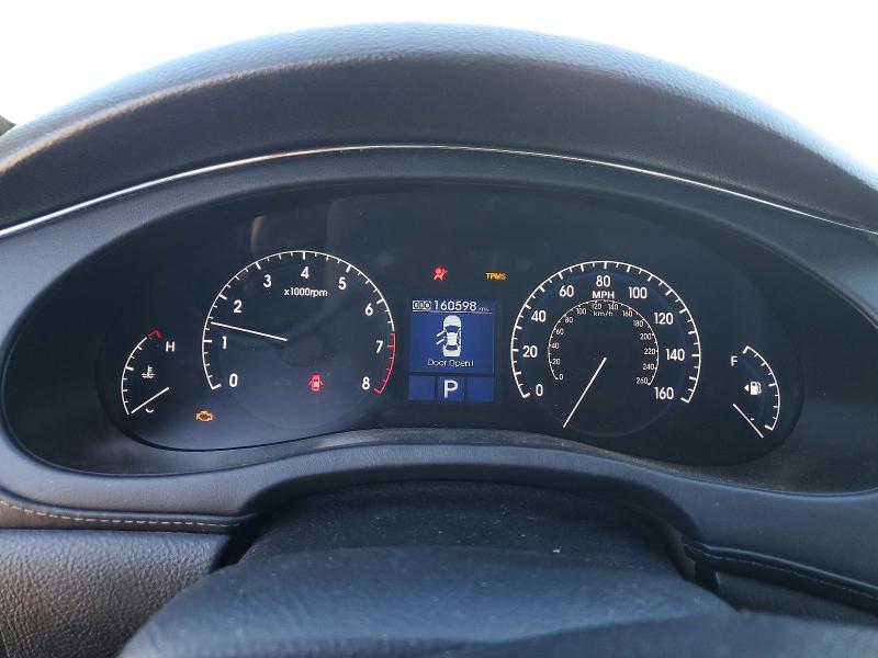 Снимка 9 от търг – 2011 HYUNDAI GENESIS с VIN KMHGC4DE6BU113641