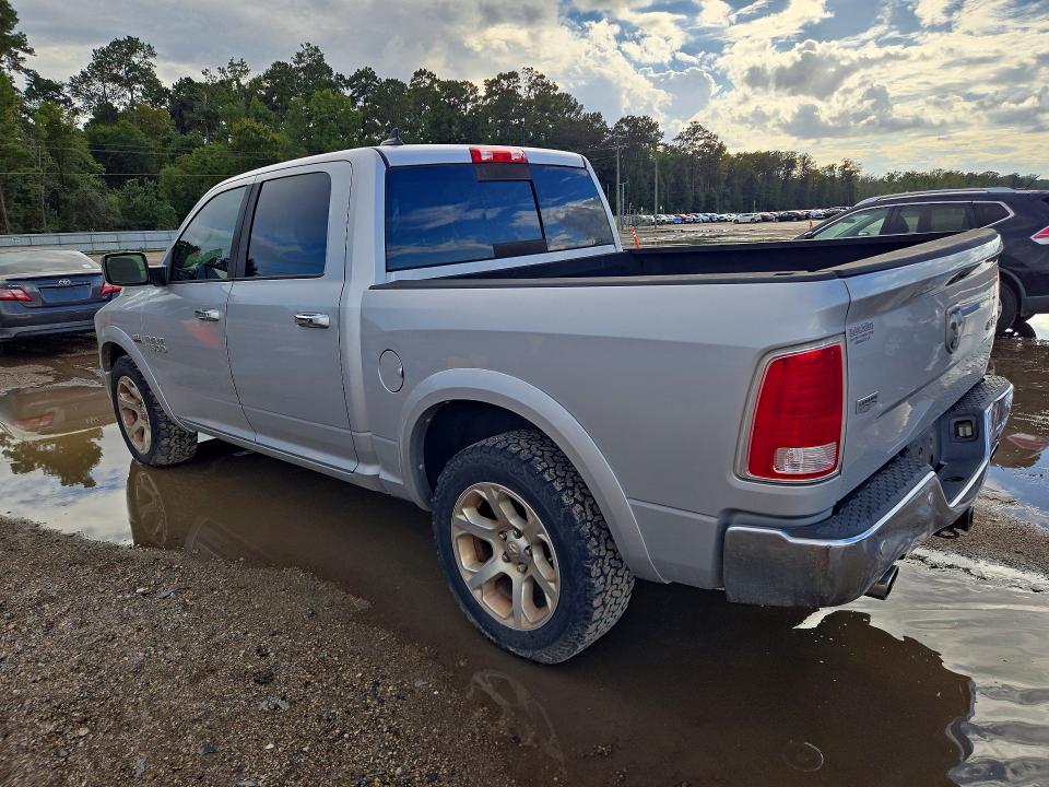 Снимка 2 от търг – 2015 RAM 1500 с VIN 1C6RR7NT8FS747598
