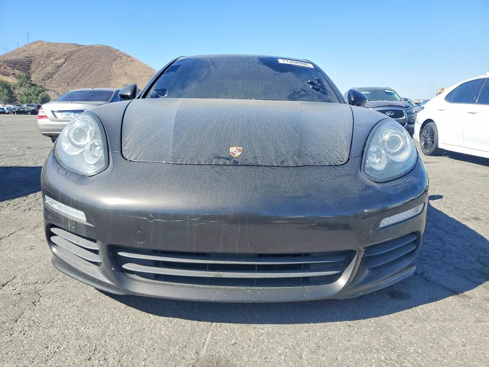 Zdjęcie 5 z aukcji – 2015 PORSCHE PANAMERA z VIN WP0AA2A75FL001726