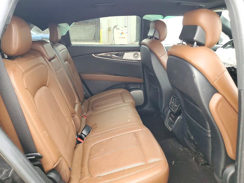 Снимка 11 от търг – 2021 LINCOLN NAUTILUS с VIN 2LMPJ8KP1MBL07590