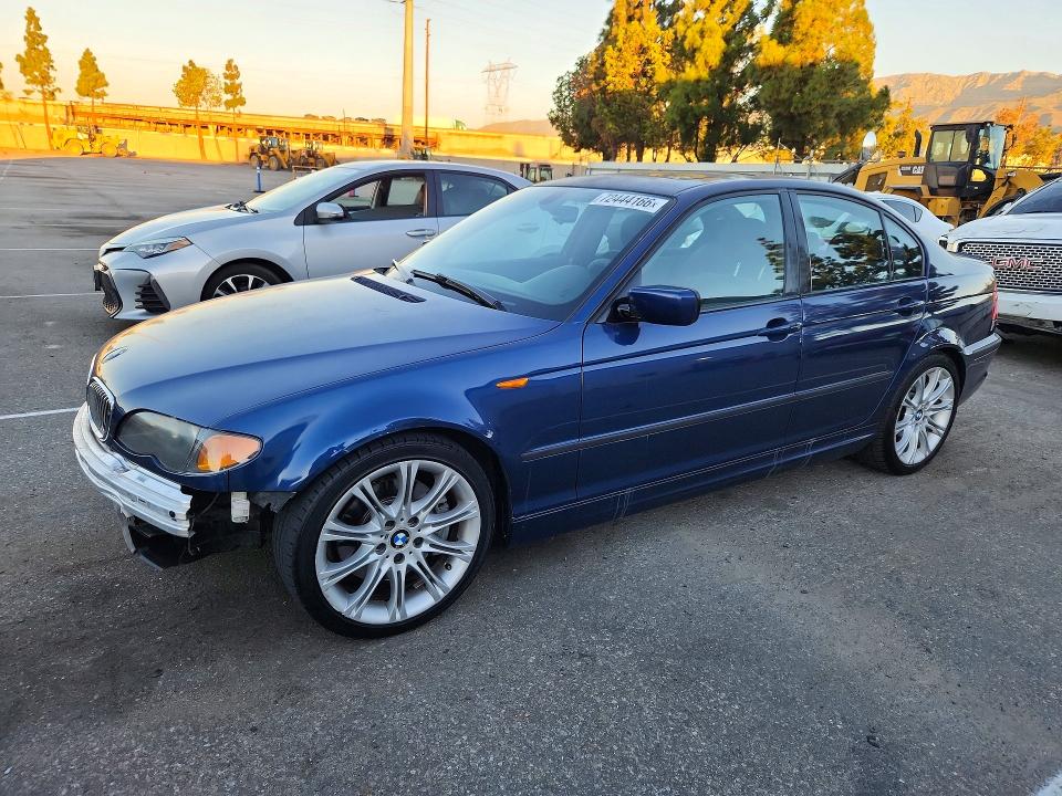 BMW 330 2004 с VIN WBAEV53464KM37673 - Снимка от търг