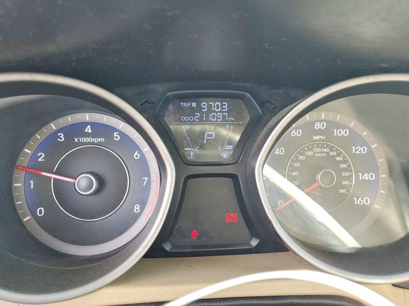 Снимка 9 от търг – 2013 HYUNDAI ELANTRA с VIN KMHDH4AE7DU567991