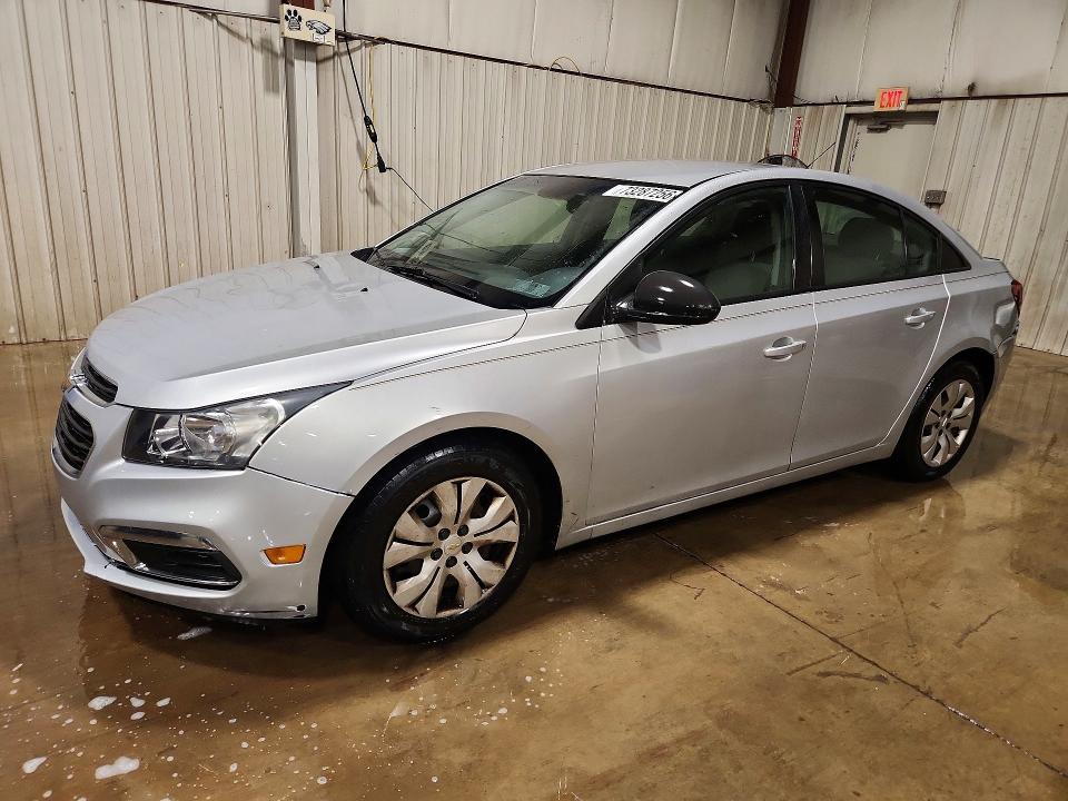 CHEVROLET CRUZE LIMITED 2016 с VIN 1G1PC5SG4G7182633 - Снимка от търг