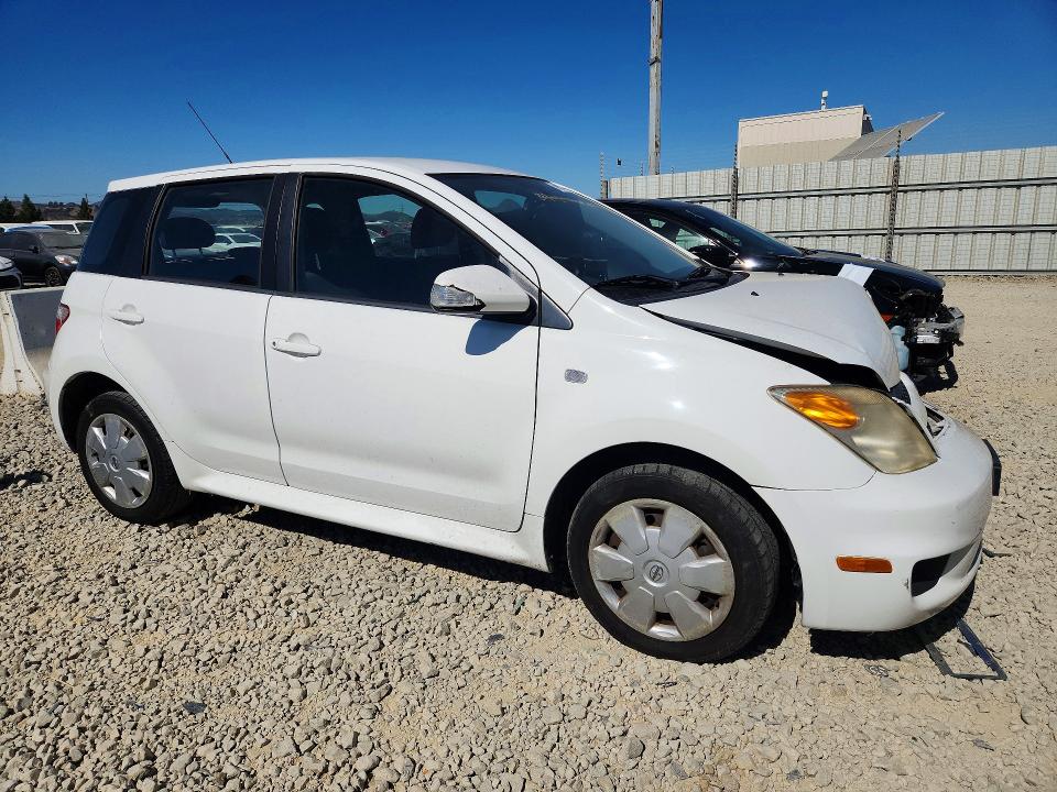 Foto 4 de la subasta – 2006 SCION XA con VIN JTKKT604165017478