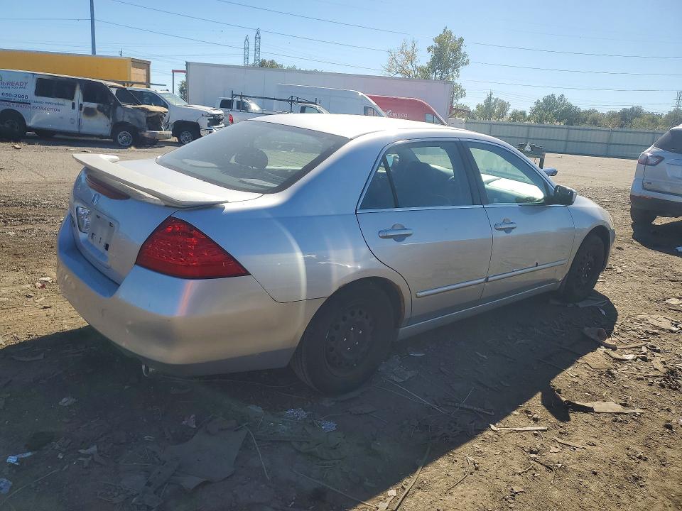 Photo 3 from auction – 2007 HONDA ACCORD with VIN 1HGCM66567A800962