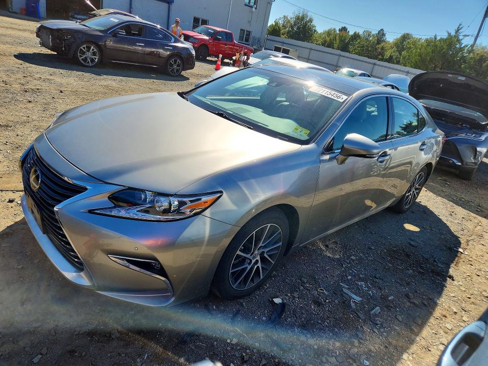 2017 LEXUS ES - Търг №72115456
