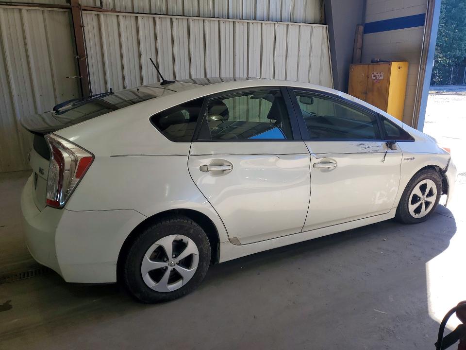 Foto 3 de la subasta – 2015 TOYOTA PRIUS con VIN JTDKN3DU3F1926033