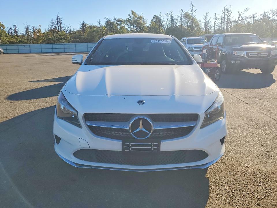 Снимка 5 от търг – 2018 MERCEDES-BENZ CLA с VIN WDDSJ4GB3JN660368
