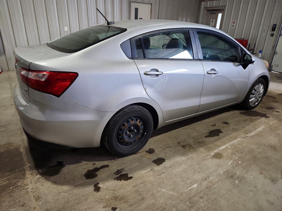 Снимка 3 от търг – 2016 KIA RIO с VIN KNADM4A30G6565553