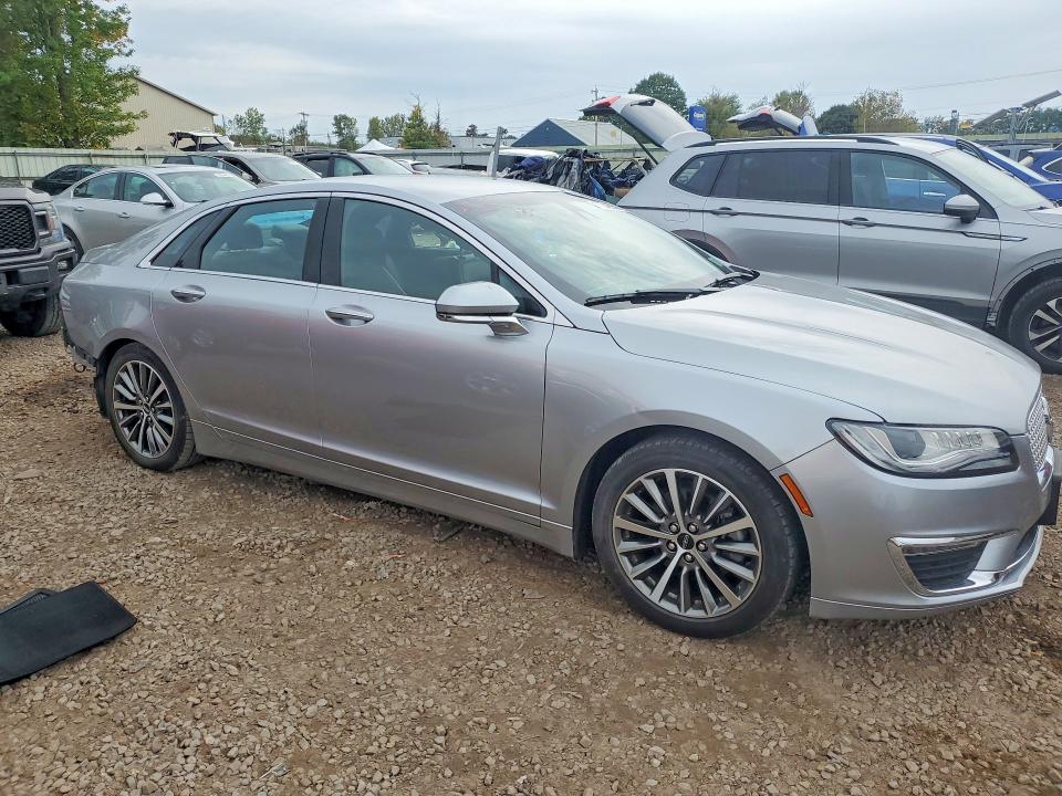 Zdjęcie 4 z aukcji – 2020 LINCOLN MKZ z VIN 3LN6L5B97LR622055