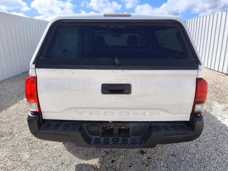 Снимка 6 от търг – 2022 TOYOTA TACOMA с VIN 3TYRX5GN8NT035654