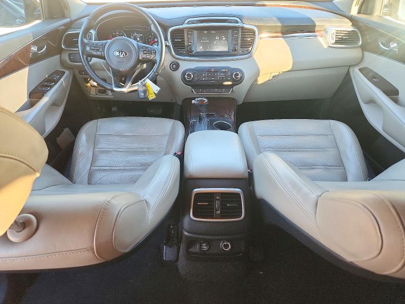Фото 8 с аукциона – 2017 KIA SORENTO с VIN 5XYPHDA10HG258790