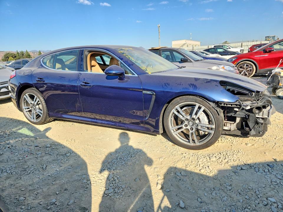 Photo 4 from auction – 2012 PORSCHE PANAMERA with VIN WP0AB2A77CL060981