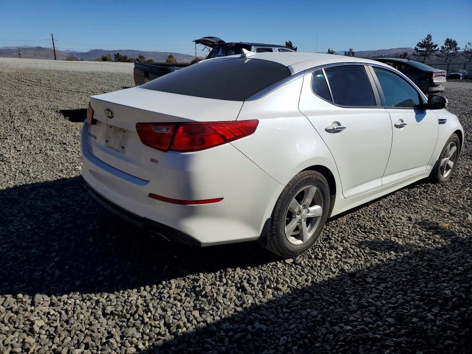 Фото 3 с аукциона – 2015 KIA OPTIMA с VIN KNAGM4A75F5584331