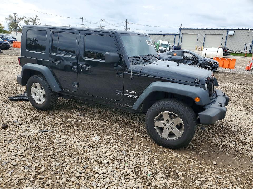 Снимка 4 от търг – 2010 JEEP WRANGLER UNLIMITED с VIN 1J4BA3H16AL183628