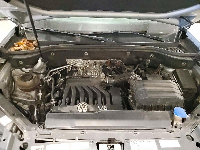 Снимка 12 от търг – 2018 VOLKSWAGEN ATLAS с VIN 1V2LR2CA7JC586312