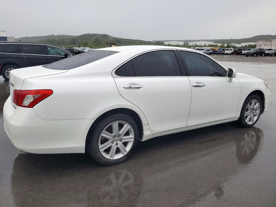 Снимка 3 от търг – 2007 LEXUS ES с VIN JTHBJ46G072113297