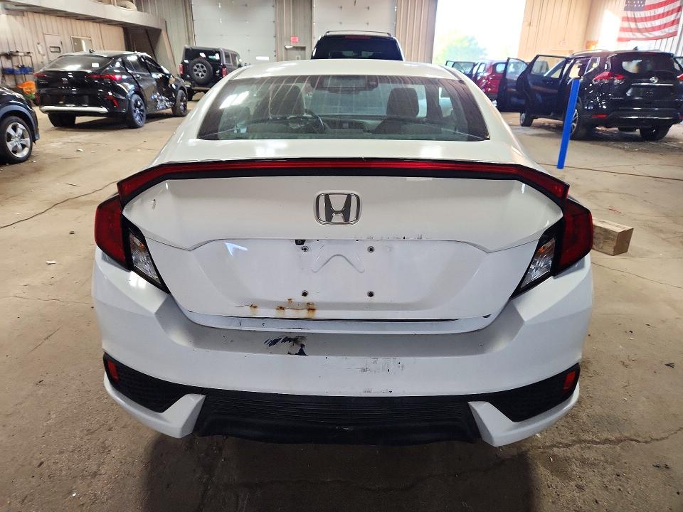 Снимка 6 от търг – 2018 HONDA CIVIC с VIN 2HGFC4B52JH301580