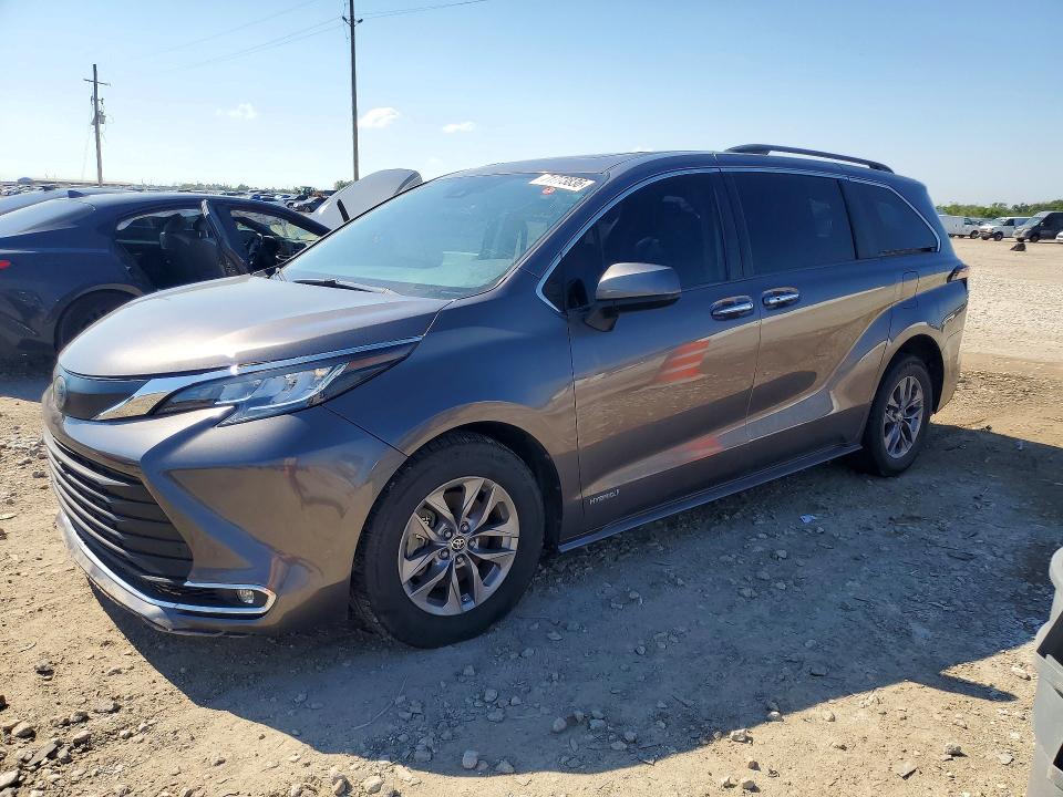 صورة رقم 1 من المزاد - 2021 TOYOTA SIENNA مع VIN 5TDYRKEC8MS013850