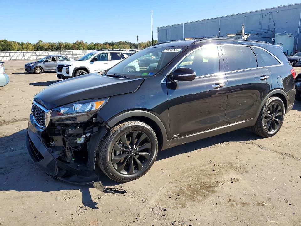 KIA SORENTO 2019 مع رقم تعريف المركبة 5XYPGDA56KG588561 - صورة من المزاد