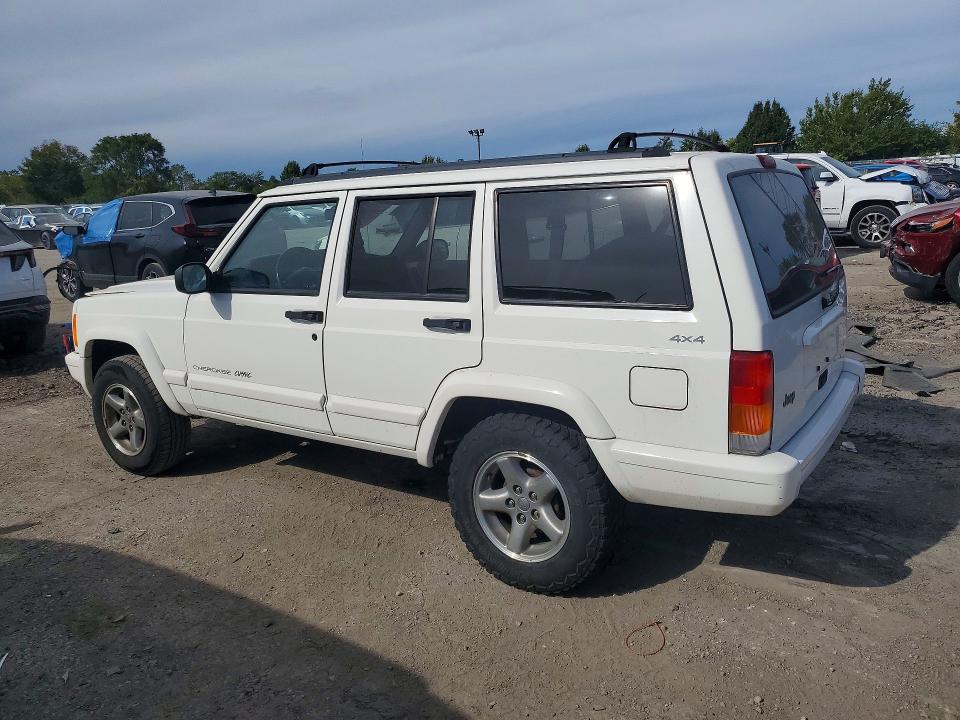 Photo 2 from auction – 1998 JEEP CHEROKEE with VIN 1J4FJ68S9WL258177
