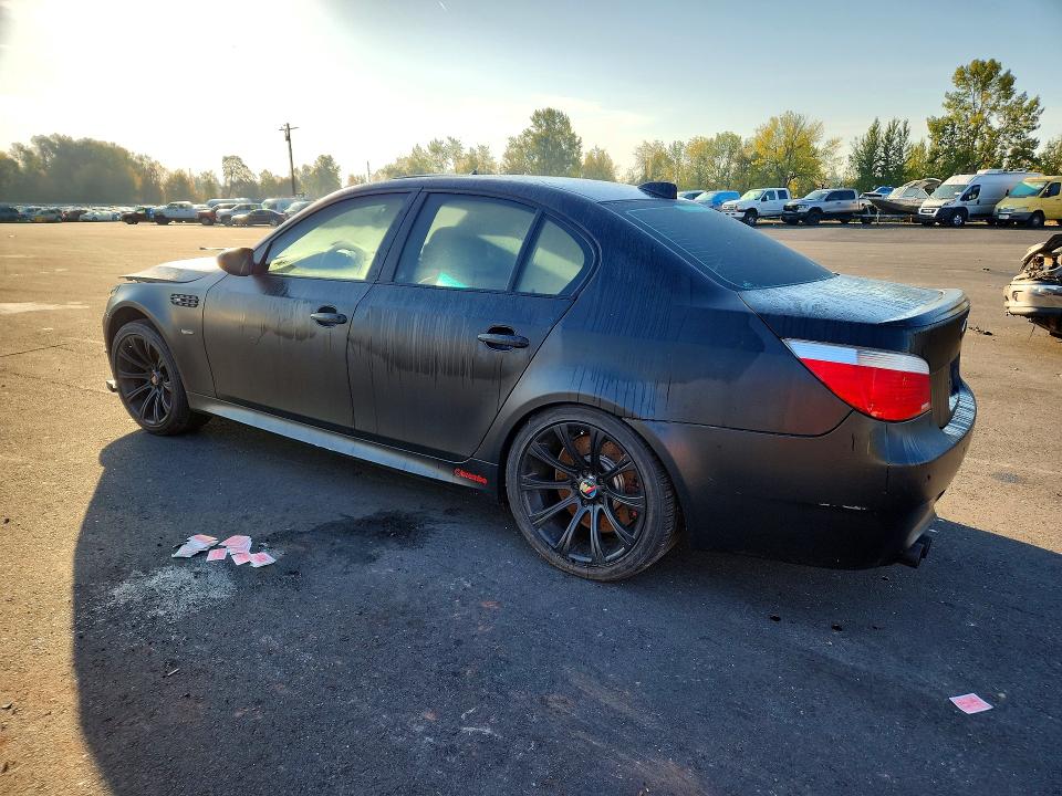 Снимка 2 от търг – 2006 BMW M5 с VIN WBSNB93546CX06710