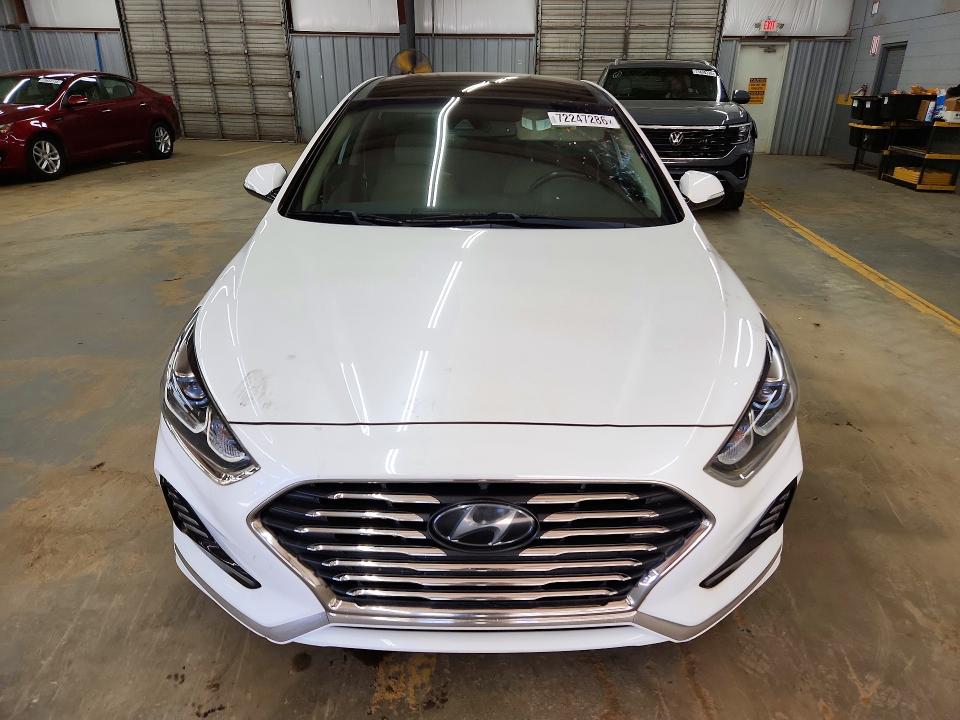 Снимка 5 от търг – 2019 HYUNDAI SONATA HYBRID с VIN KMHE34L33KA092594