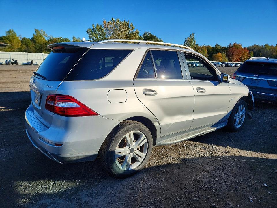Photo 3 from auction – 2012 MERCEDES-BENZ ML with VIN 4JGDA5HB7CA018152