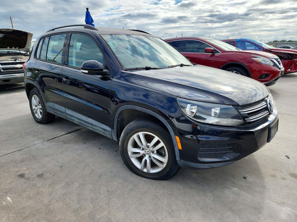 Снимка 4 от търг – 2015 VOLKSWAGEN TIGUAN с VIN WVGAV7AX6FW556874
