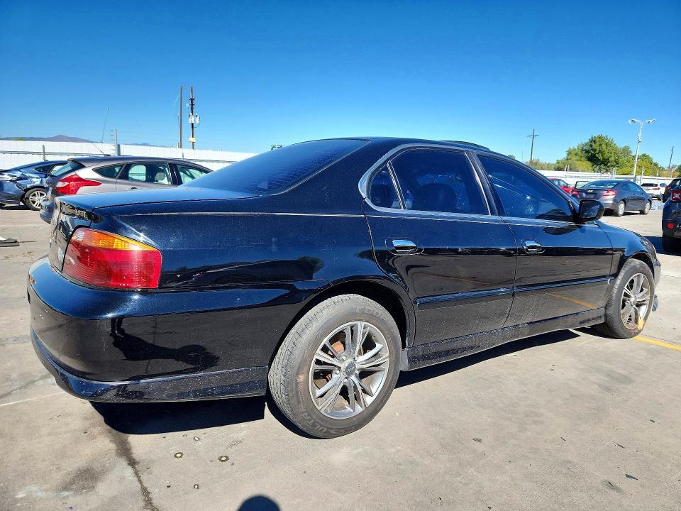 Снимка 3 от търг – 2000 ACURA 3.2TL с VIN 19UUA5660YA061654
