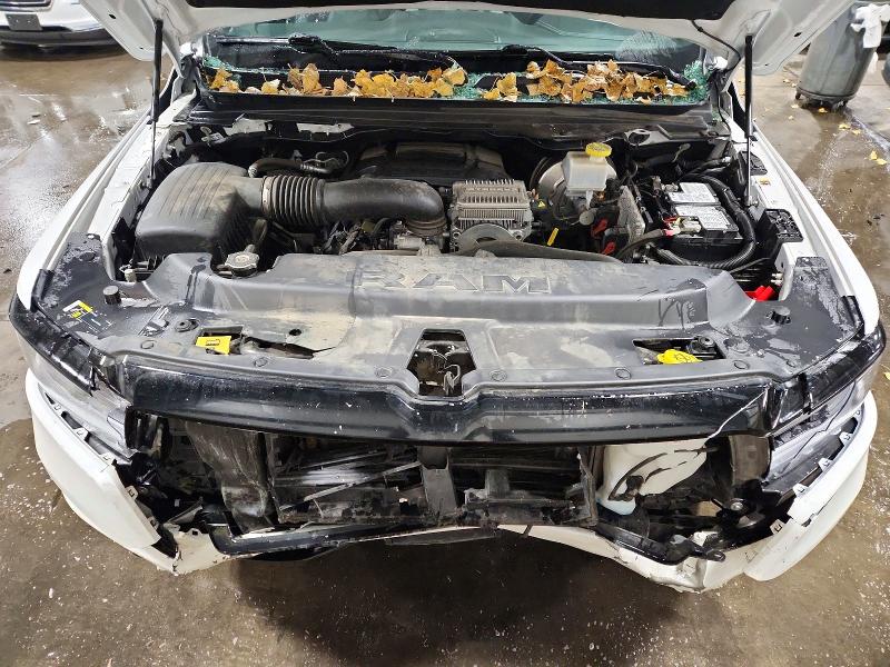 Снимка 11 от търг – 2022 RAM 1500 с VIN 1C6SRFJT7NN174594
