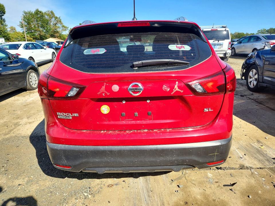 Снимка 6 от търг – 2017 NISSAN ROGUE SPORT с VIN JN1BJ1CP7HW016244