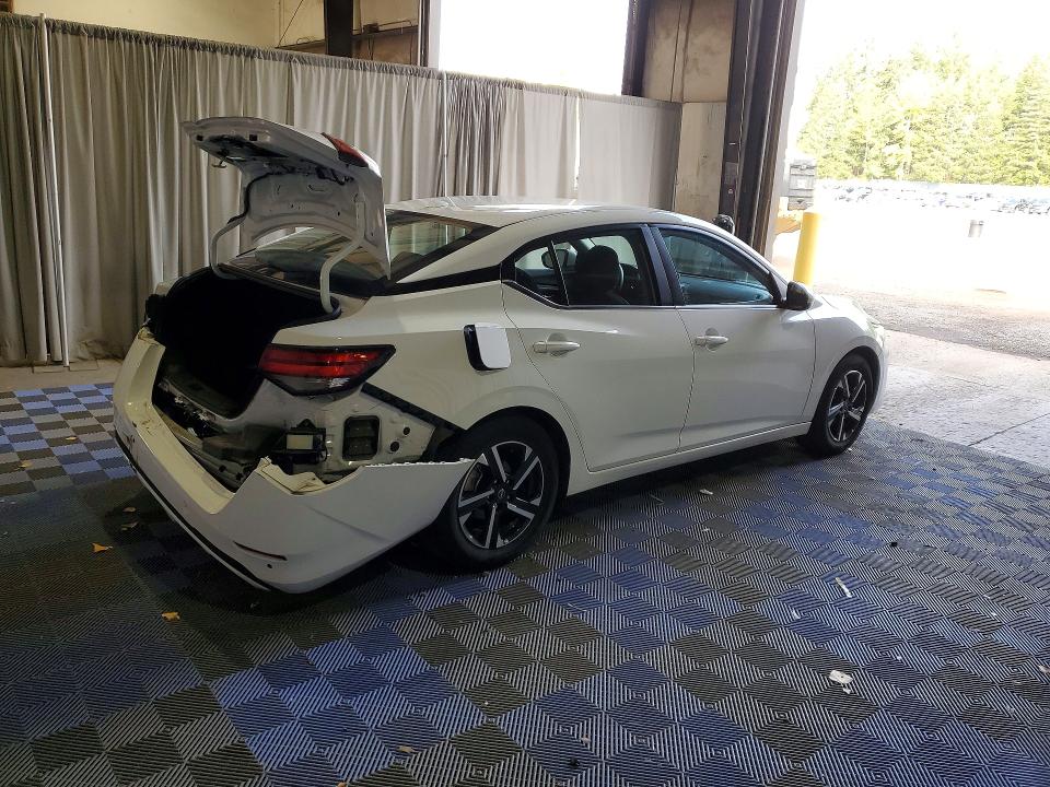 Снимка 3 от търг – 2025 NISSAN SENTRA с VIN 3N1AB8CV2SY327855