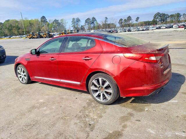 Снимка 2 от търг – 2013 KIA OPTIMA с VIN 5XXGR4A65DG109671