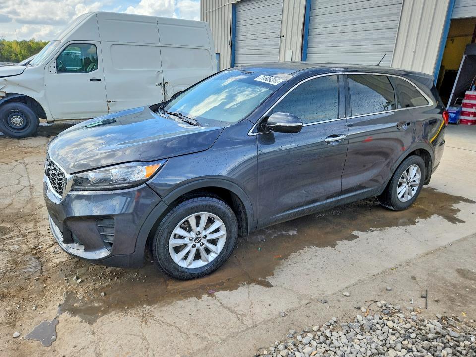Photo 1 from auction – 2019 KIA SORENTO with VIN 5XYPG4A38KG544057
