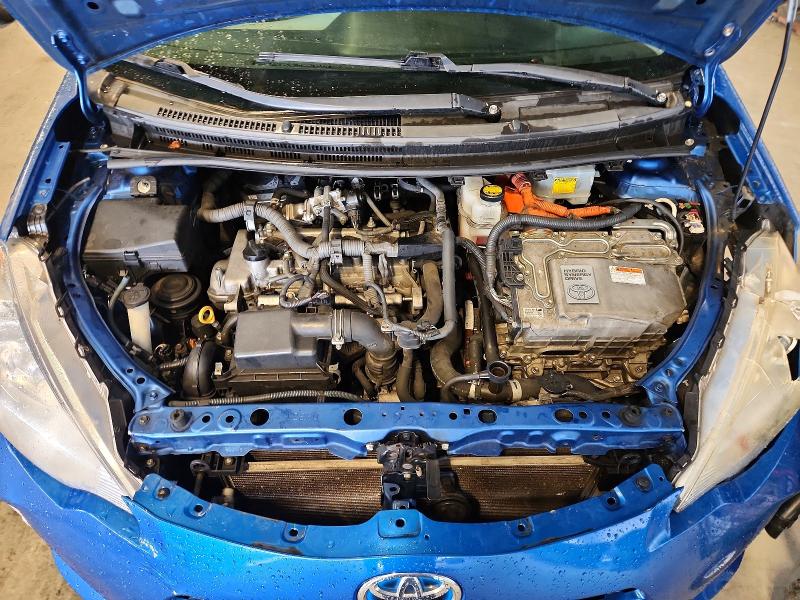 Снимка 11 от търг – 2012 TOYOTA PRIUS C с VIN JTDKDTB39C1017450