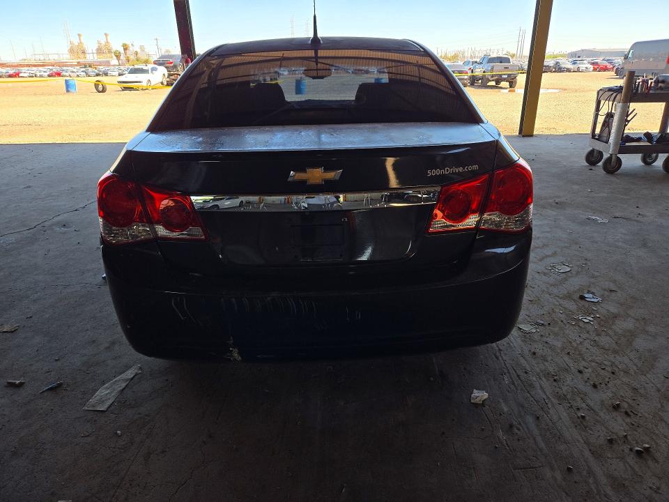 Photo 6 from auction – 2014 CHEVROLET CRUZE with VIN 1G1PC5SB3E7485744