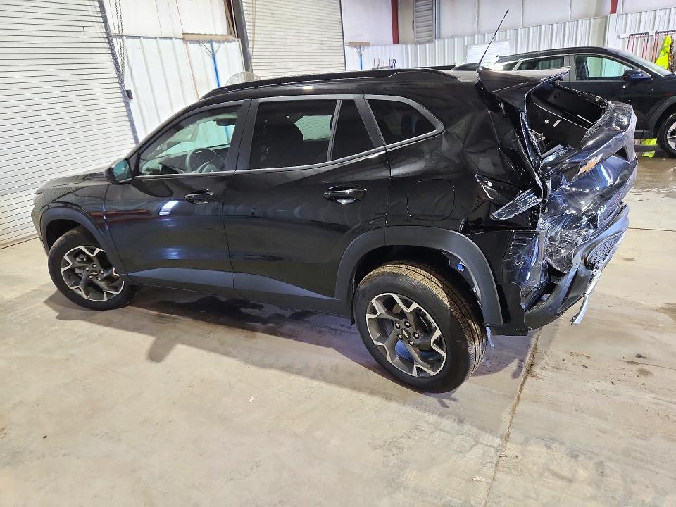 Photo 2 from auction – 2026 CHEVROLET TRAX with VIN KL77LHEP9TC222496
