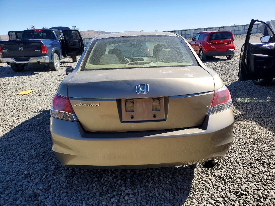 Photo 6 from auction – 2008 HONDA ACCORD with VIN JHMCP26448C018556