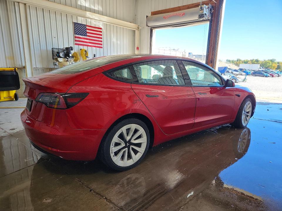 Снимка 3 от търг – 2023 TESLA MODEL 3 с VIN 5YJ3E1EA7PF451346