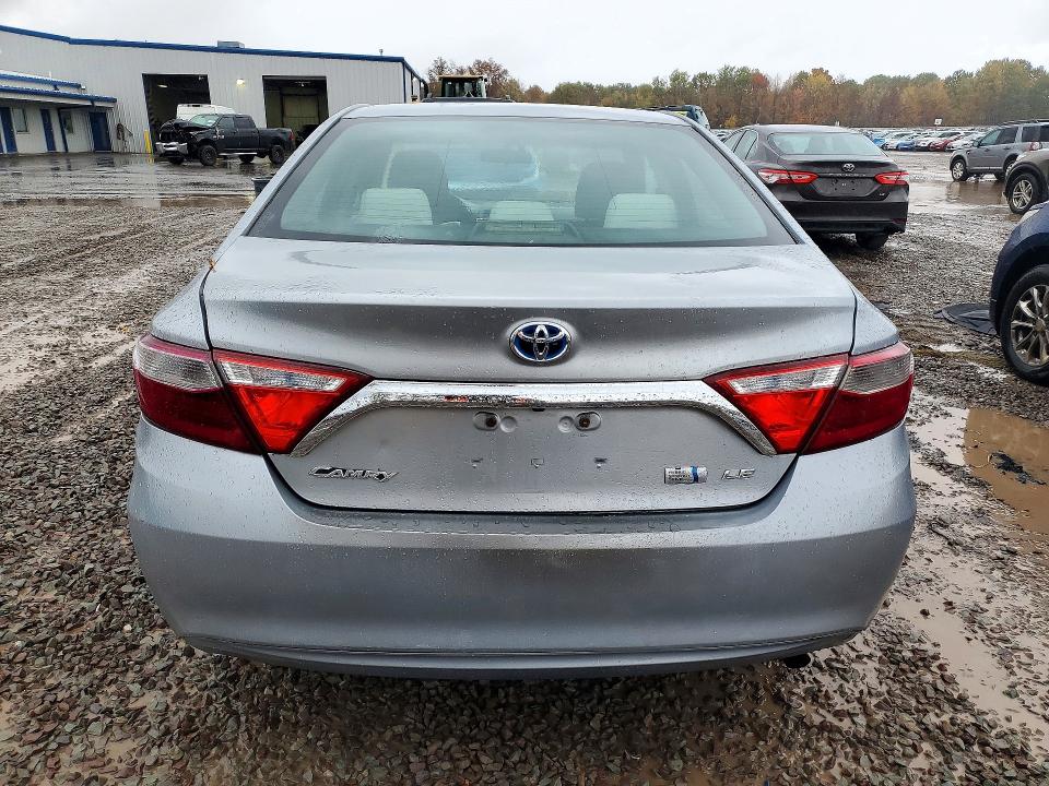 Снимка 6 от търг – 2015 TOYOTA CAMRY HYBRID с VIN 4T1BD1FK6FU172638