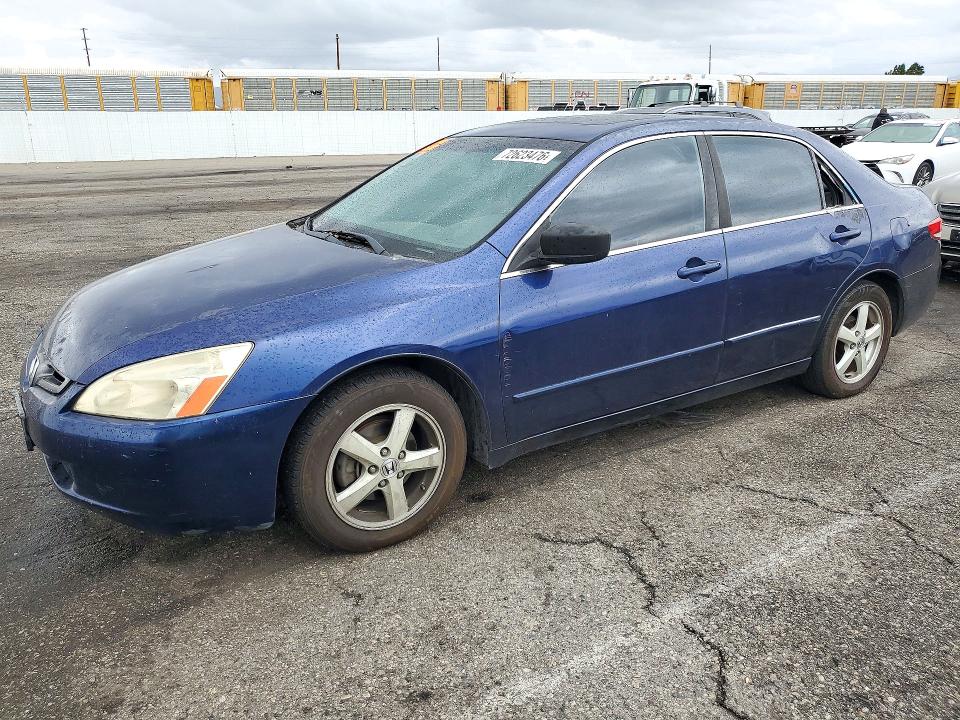HONDA ACCORD 2003 с VIN JHMCM56603C016307 - Снимка от търг