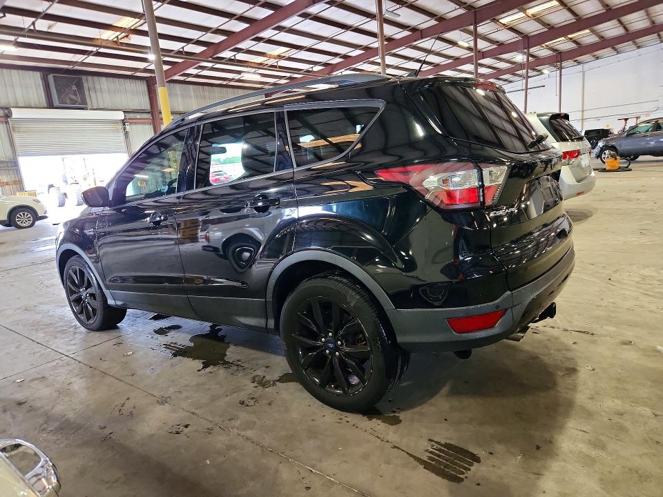 Снимка 2 от търг – 2018 FORD ESCAPE с VIN 1FMCU0HD7JUD00701